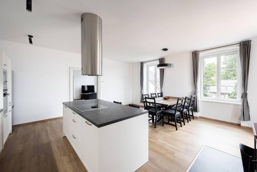 Vacov Apartment Exteriör bild